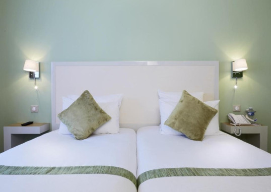 HOTEL KYRIAD PARIS 18 - PORTE DE CLIGNANCOURT - MONTMARTRE 3