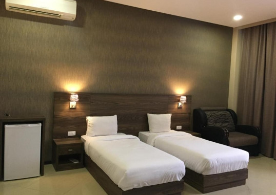 PRIMER HOTEL 9