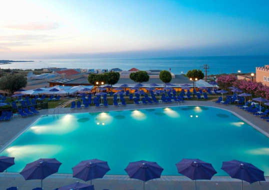 ZEUS HOTELS THE VILLAGE RESORT & WATERPARK 9