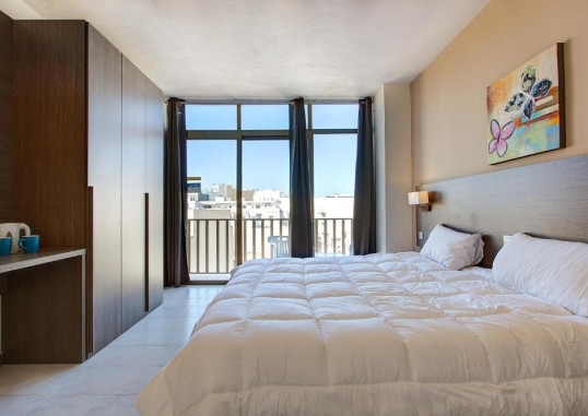 PRIMERA HOTEL 8