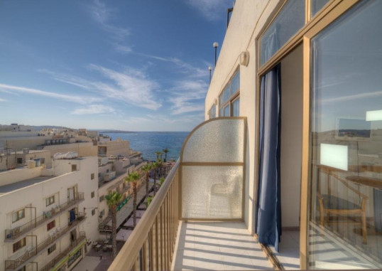 PRIMERA HOTEL 9