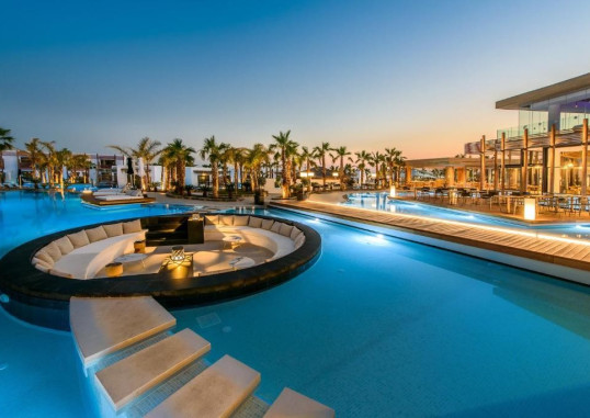 STELLA ISLAND LUXURY RESORT & SPA 1