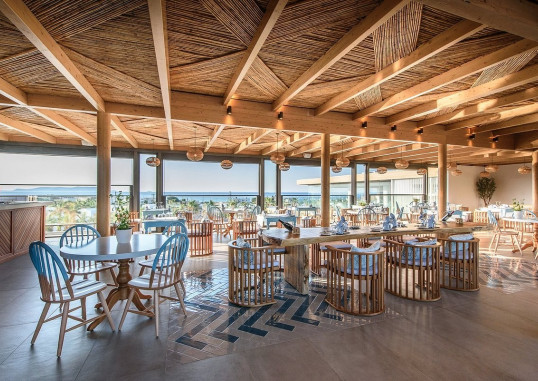 STELLA ISLAND LUXURY RESORT & SPA 11