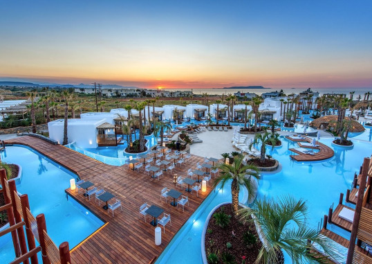 STELLA ISLAND LUXURY RESORT & SPA 18