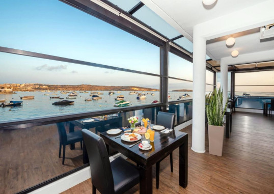 GILLIERU HARBOUR HOTEL 3