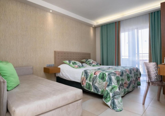 MAREBLUE BEACH RESORT 12