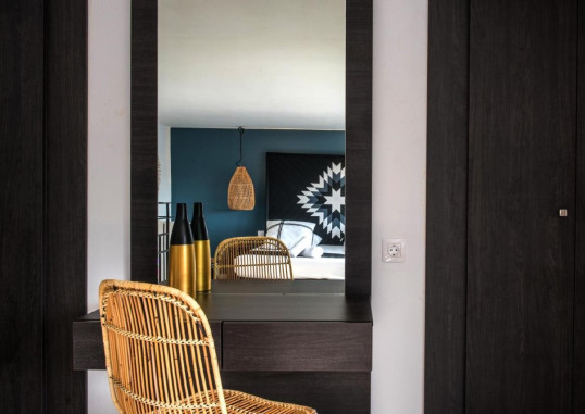 INDIGO INN 11