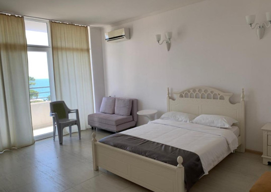 GB HOTEL KOBULETI 3