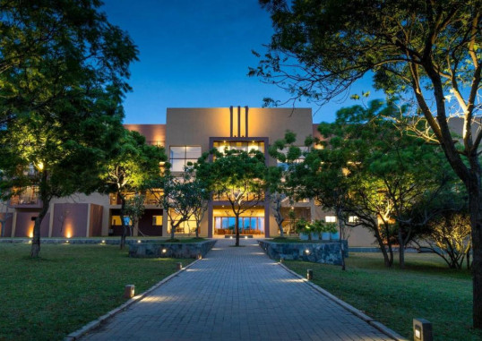 SOORIYA RESORT & SPA 1