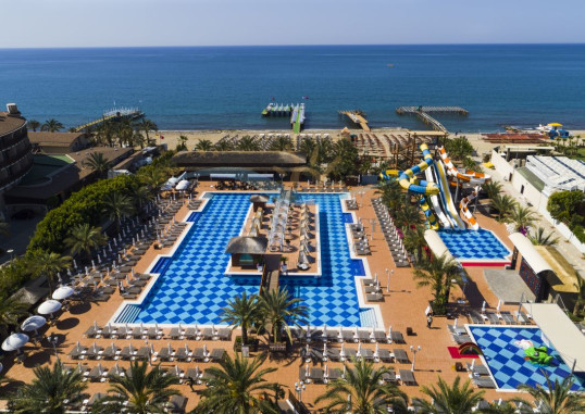 QUATTRO BEACH SPA & RESORT HOTEL 11