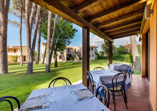 BLU HOTEL LACONIA VILLAGE 6