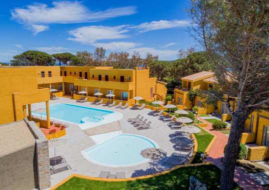 BLU HOTEL LACONIA VILLAGE 1