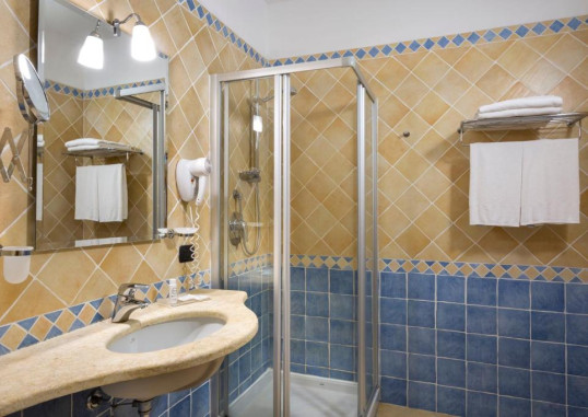 BLU HOTEL MORISCO 13