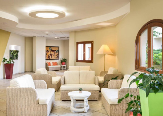 BLU HOTEL MORISCO 9
