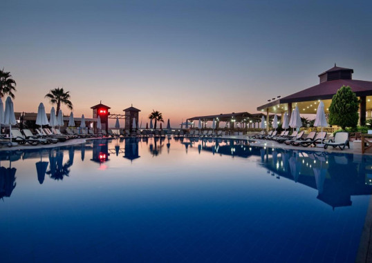 CRYSTAL FLORA BEACH RESORT 12