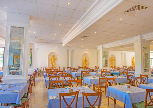 TSOKKOS GARDENS 8