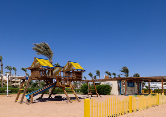 AMWAJ OYOUN RESORT & SPA 5