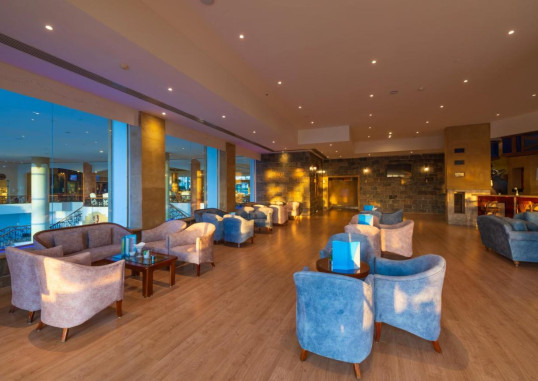 AMWAJ OYOUN RESORT & SPA 10