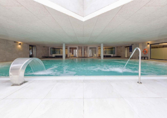 OHTELS VILA ROMANA 6
