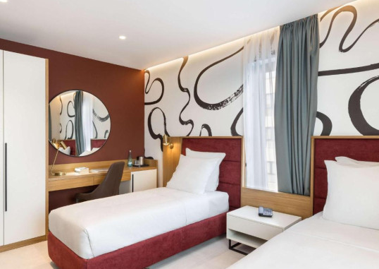 MERCURE TIRANA 15