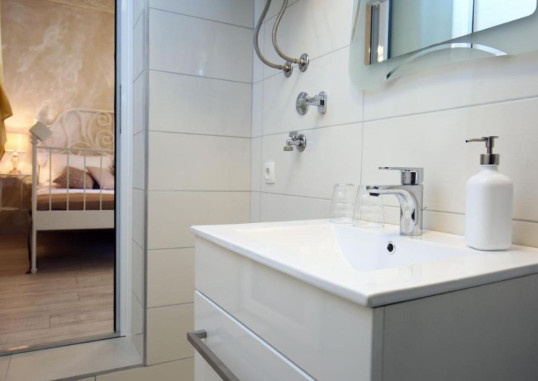 LUXURY LIDIJA ROOMS 6