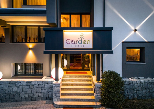 GARDEN HOTEL 3