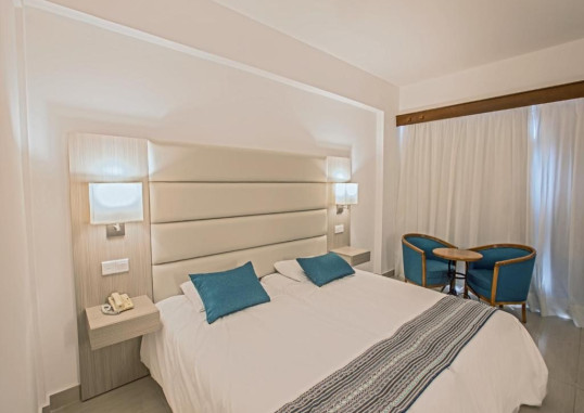 NELIA SEA BREEZE 15
