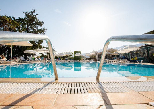 ANASTASIA HOTEL STALIS 18