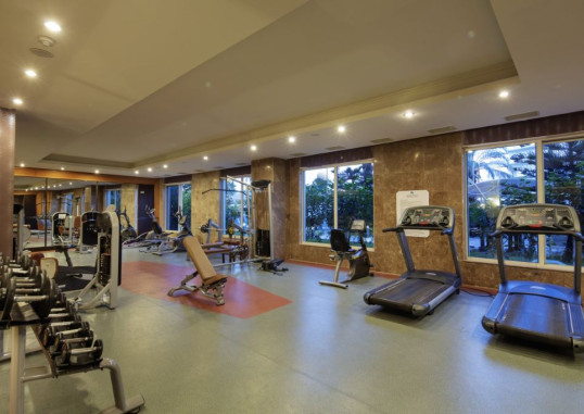 CRYSTAL ADMIRAL RESORT SUITES & SPA 18
