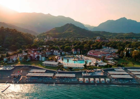 CLUB MARCO POLO 32
