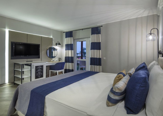 CLUB MARCO POLO 24