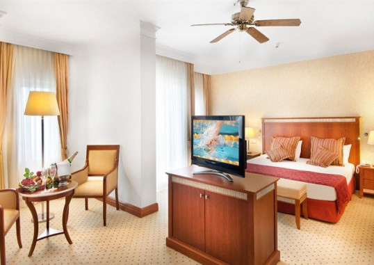 BELCONTI RESORT 33