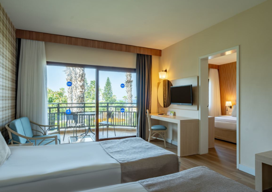 JUSTINIANO CLUB PARK CONTI 8