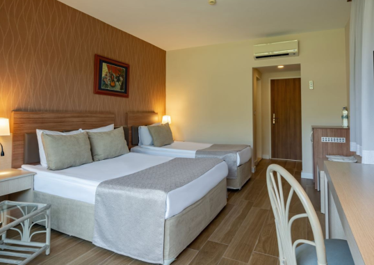 JUSTINIANO CLUB PARK CONTI 9