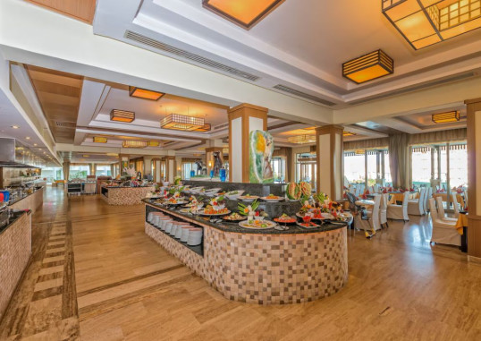 ROYAL ATLANTIS SPA AND RESORT 8