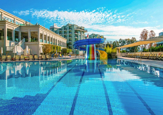 ROYAL ATLANTIS SPA AND RESORT 3