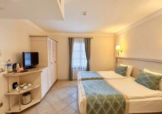 STARLIGHT RESORT HOTEL 22