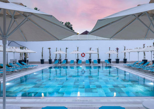 ARCANUS HOTELS TRENDLINE SIDE 4