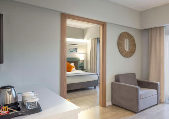 ARCANUS HOTELS TRENDLINE SIDE 18