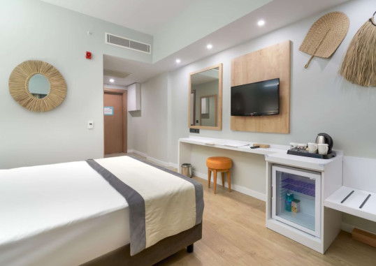 ARCANUS HOTELS TRENDLINE SIDE 23