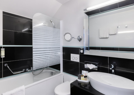 CARLTON HOTEL BUDA CASTLE 11
