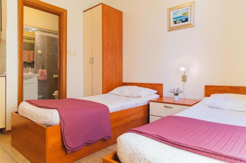 Dodies uz burvīgo Horvātiju atpūsties 3* viesnīcā VILLA SPALATINA Splitā! 1