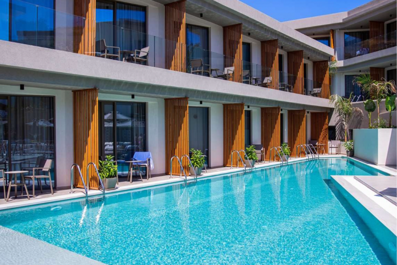Atpūties 4-zvaigžņu SUNSET BOUTIQUE HOTEL & SPA Krētas jūras piekrastē!