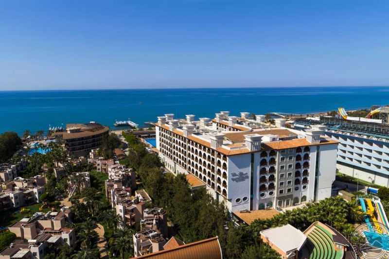 Lielisks atvaļinājums visai ģimenei 5* QUATTRO BEACH SPA & RESORT HOTEL Alanjā, Turcijā! 1