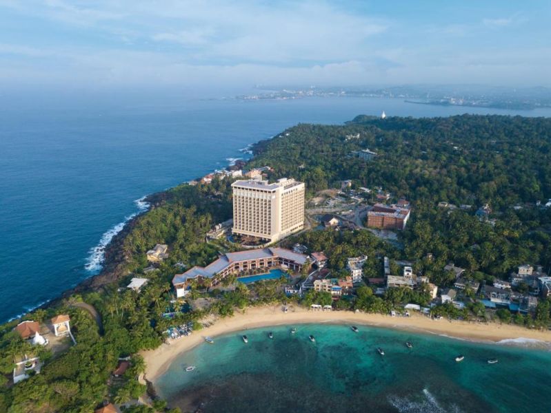 Lielisks atvaļinājums 5* ARALIYA BEACH RESORT & SPA Šrilankā! 1