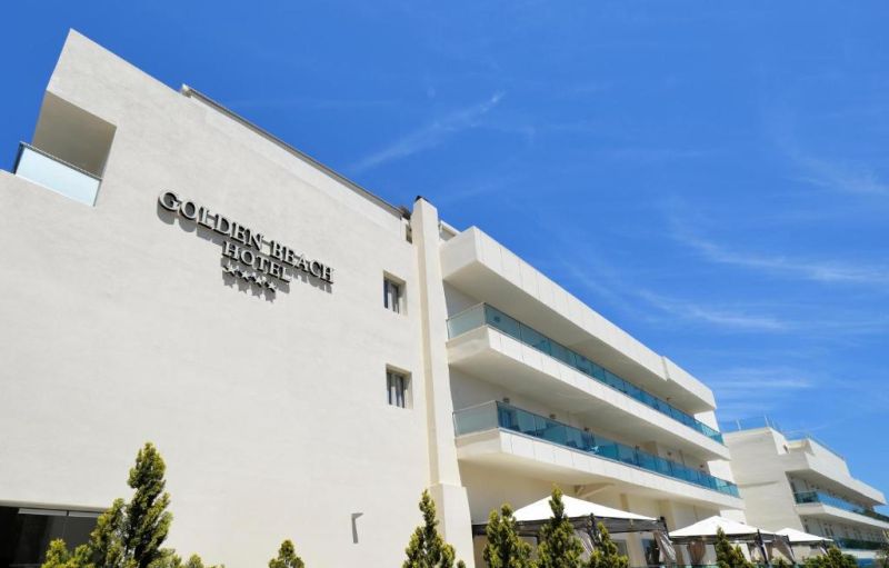 Ideāla bāze, kurā izbaudīt Krētu - piejūras 4* GOLDEN BEACH HOTEL!