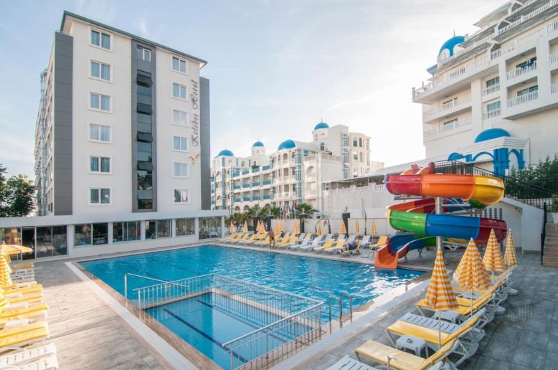 Jauka atpūta visai ģimenei 4* KOLIBRI HOTEL Alanjā!