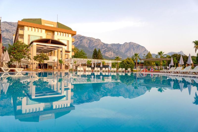 Atpūtieties ar visu ģimeni 5* ARMAS GUL BEACH Kemerā!