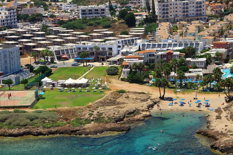 Atpūta mājīgos numuros pie jūras 3* PENELOPE BEACH viesnīcā Protarā!