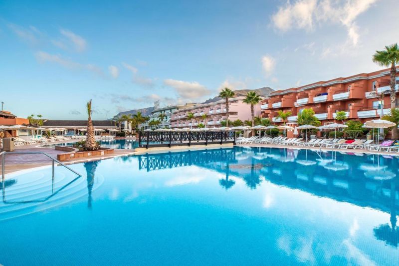 Atvaļinājums Tenerifē 4* LANDMAR COSTA LOS GIGANTES FAMILY RESORT Kanāriju salās! 1